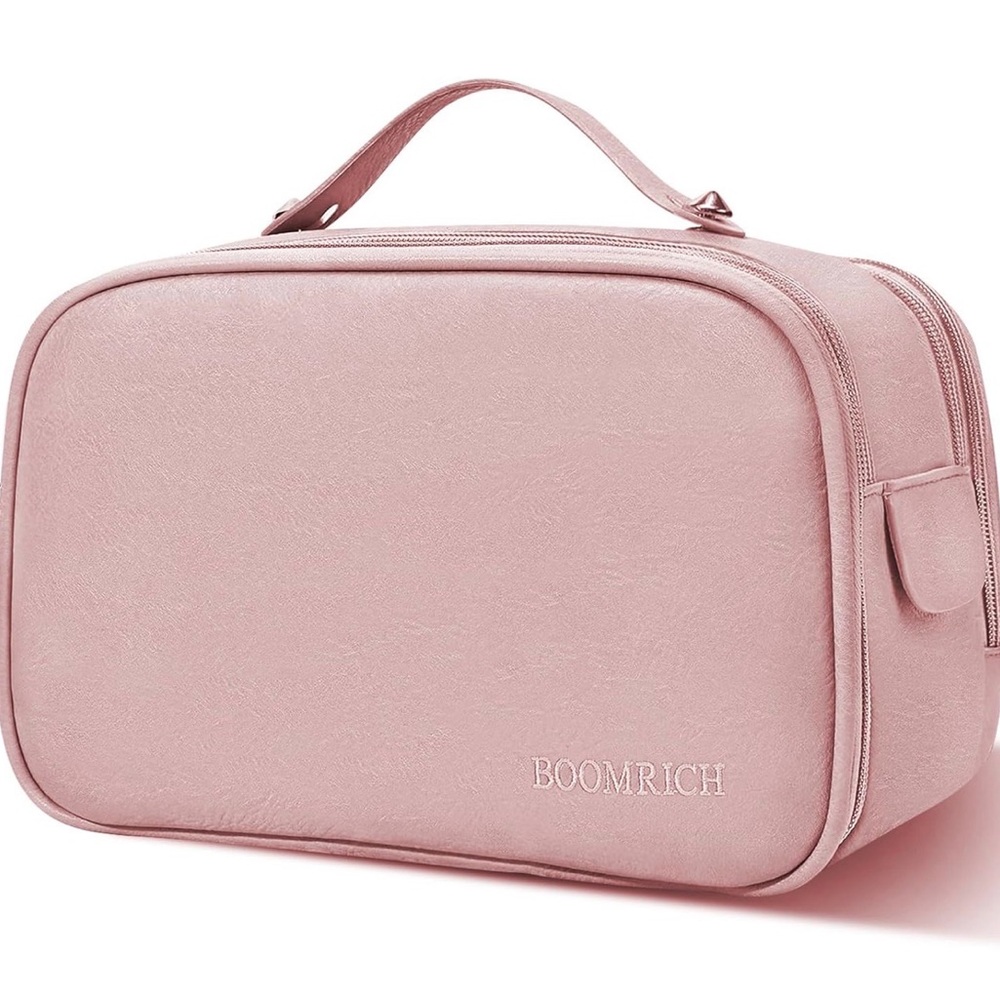 Women’s Large Pink Toiletry Bag